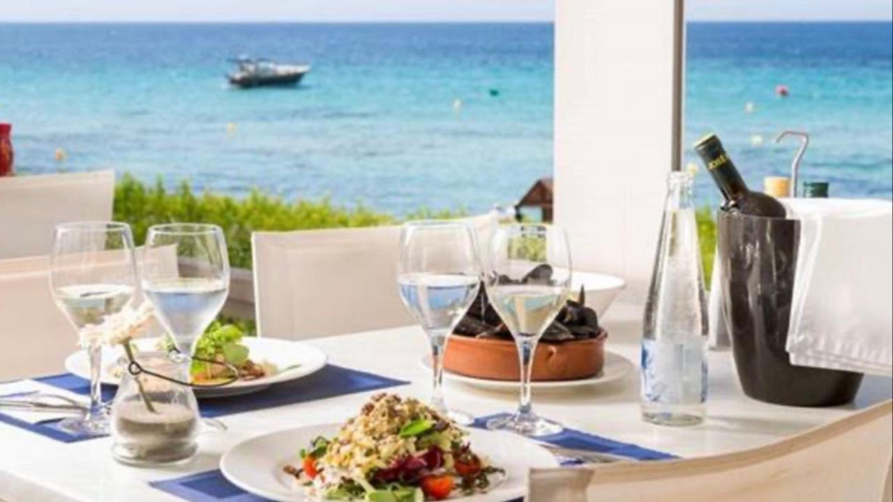 Mi Capricho Beachfront- P301 Apartment With Sea View Sitio de Calahonda Eksteriør bilde