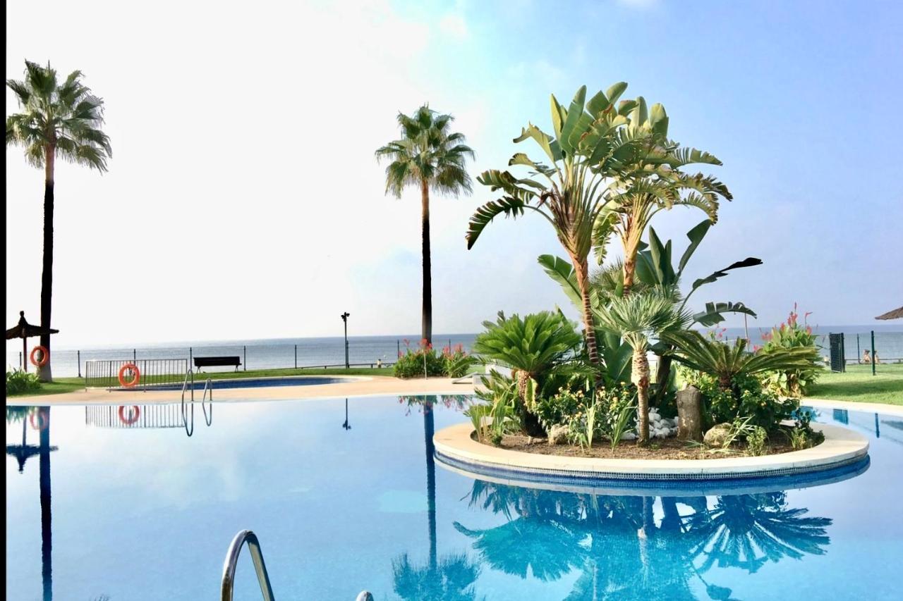 Mi Capricho Beachfront- P301 Apartment With Sea View Sitio de Calahonda Eksteriør bilde