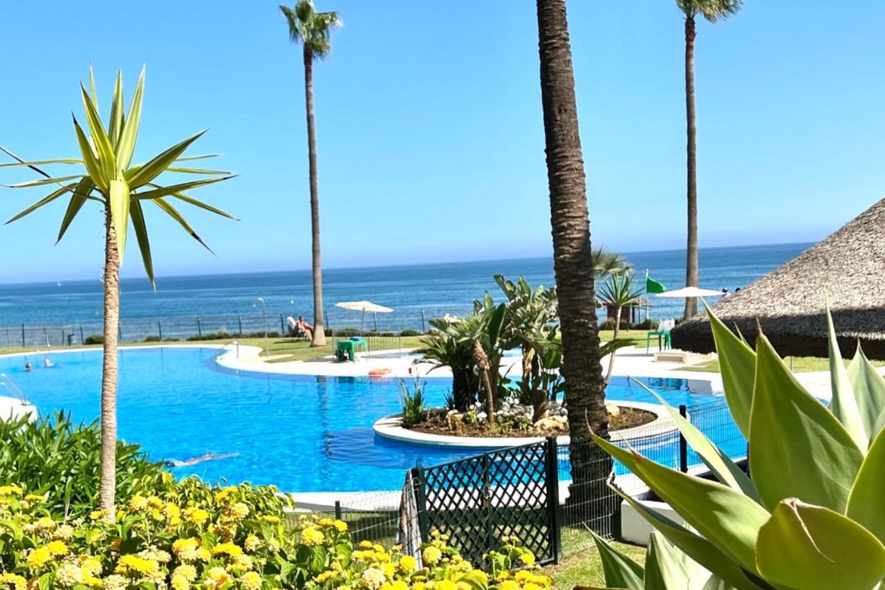 Mi Capricho Beachfront- P301 Apartment With Sea View Sitio de Calahonda Eksteriør bilde