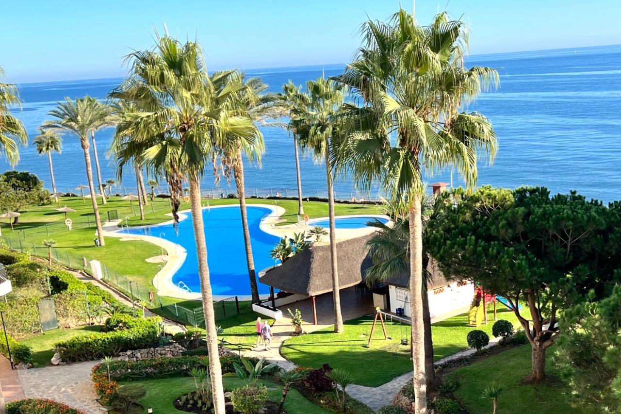 Mi Capricho Beachfront- P301 Apartment With Sea View Sitio de Calahonda Eksteriør bilde